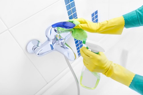Local transfer station waste separation and recycling process for Harmondsworth carpet cleaning